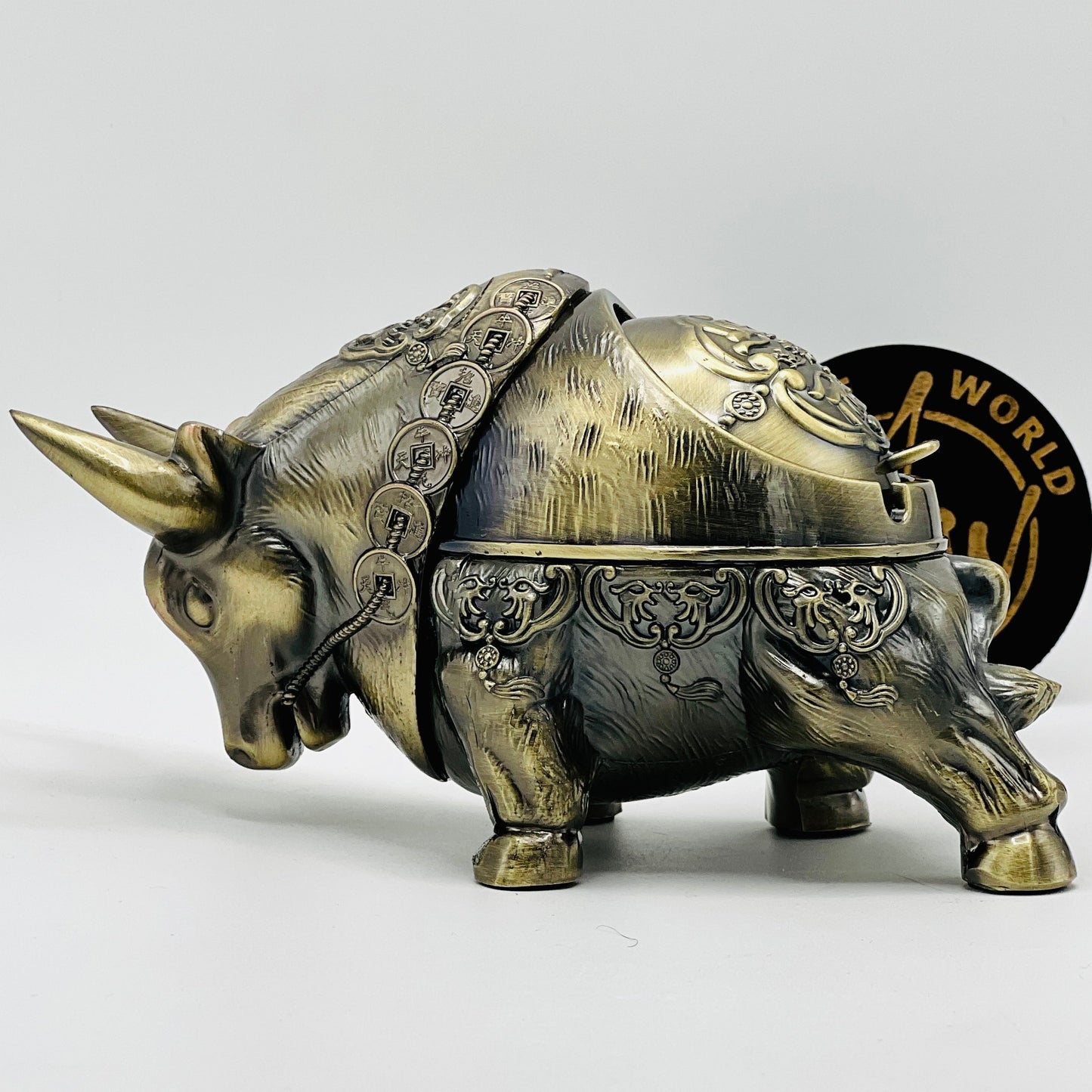 Metallic Big Bull Ashtray