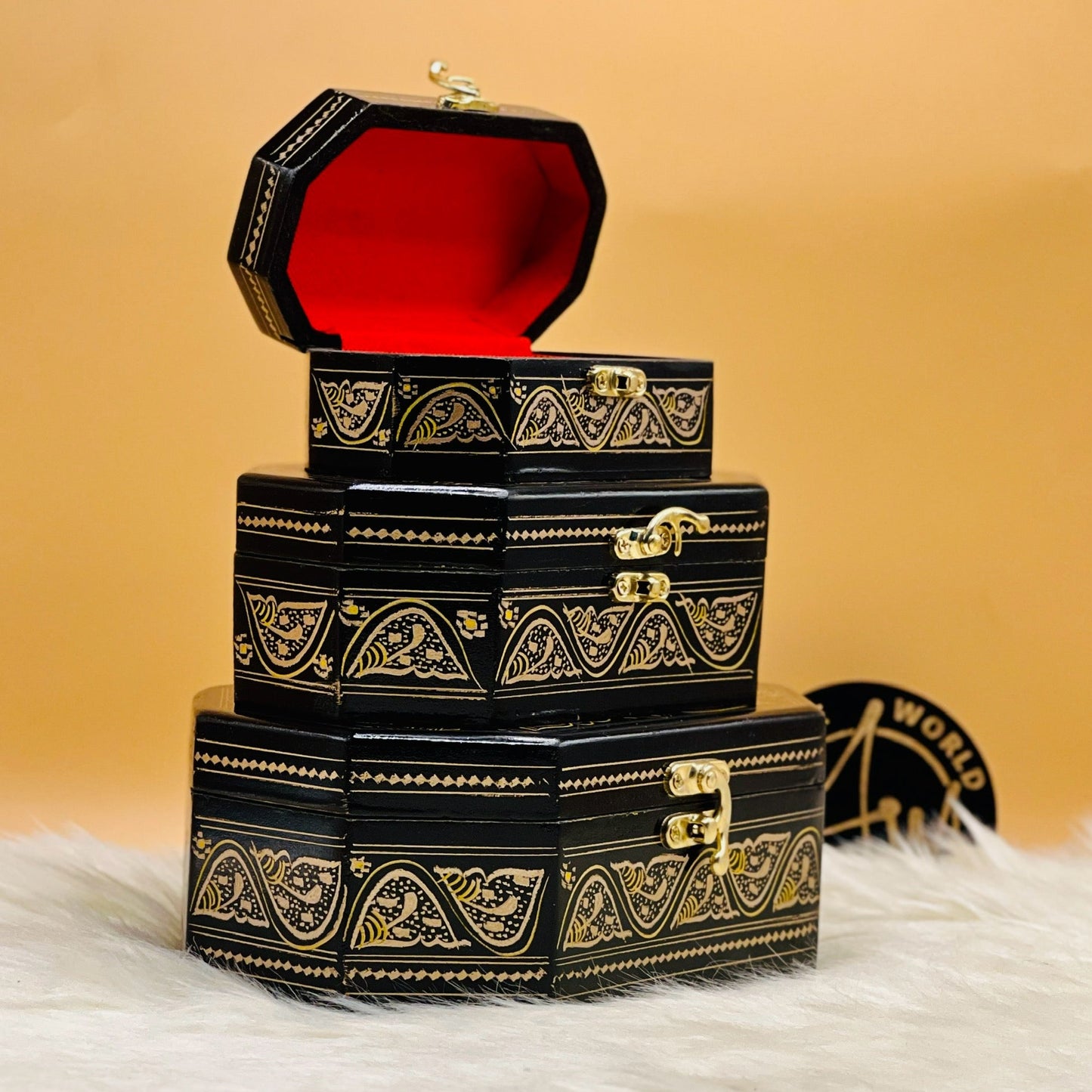 Mesmerising Naqshi Art Jewellery box (Set Of 3)